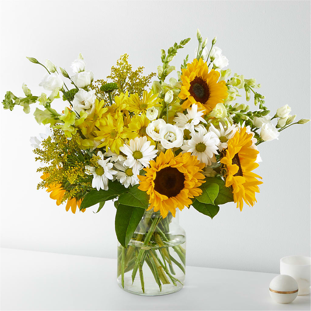 Hello Sunshine Bouquet – Garlington Florist, New Bedford MA