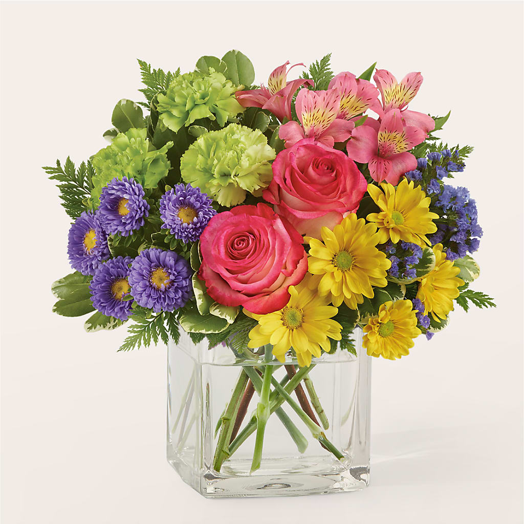 Candy Jar Bouquet – Garlington Florist, New Bedford MA