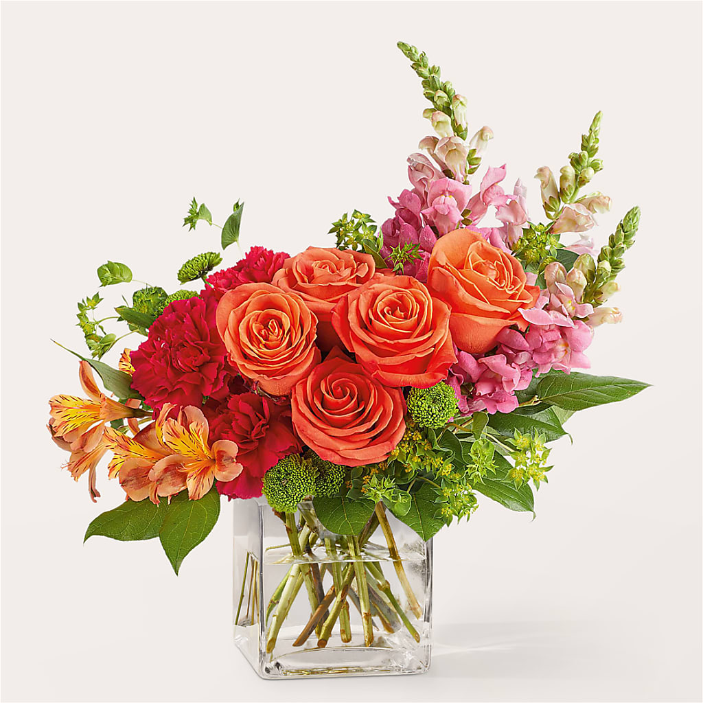 Cosmopolitan Bouquet – Garlington Florist, New Bedford MA