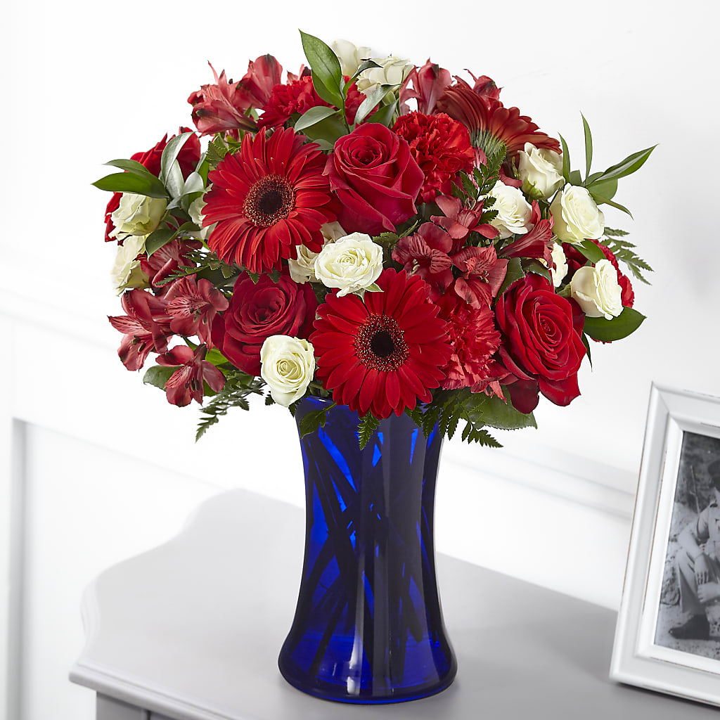 Hearts Embrace Bouquet – Garlington Florist, New Bedford MA