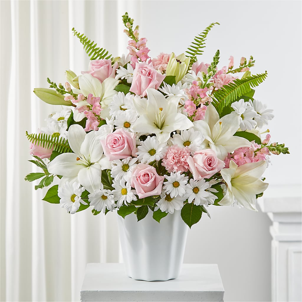 Soft Touch Tabletop Basket – Garlington Florist, New Bedford MA