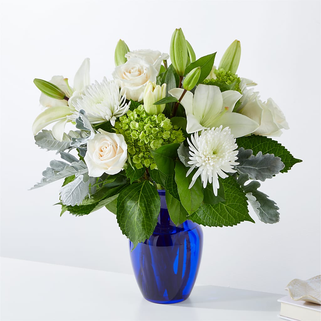Snowy Dreams Bouquet – Garlington Florist, New Bedford MA