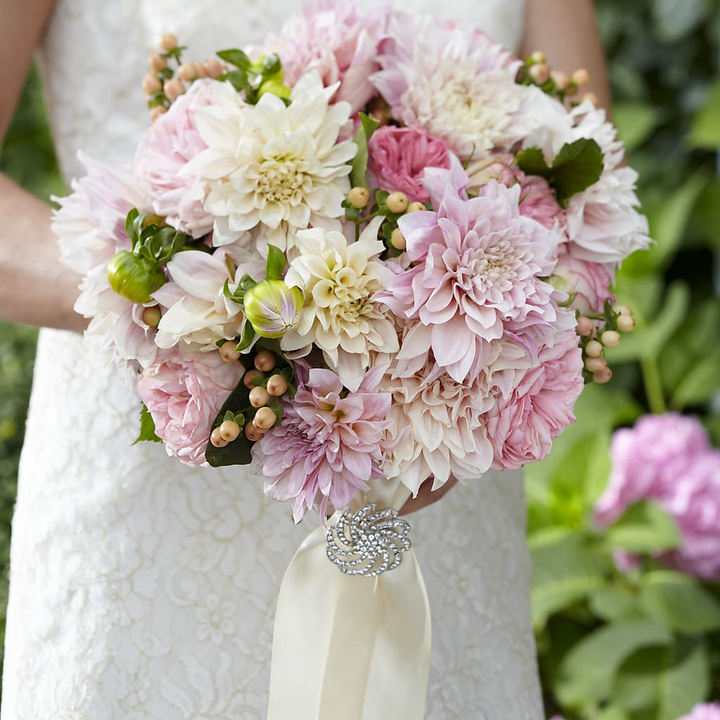Heart's Promise Bouquet – Garlington Florist, New Bedford MA