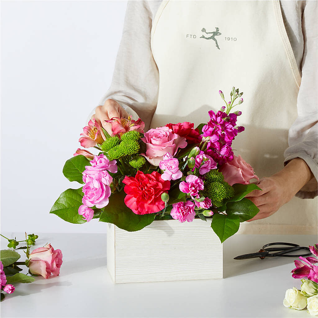 Sweetberry Box – A Florist Original –  Garlington Florist, New Bedford MA