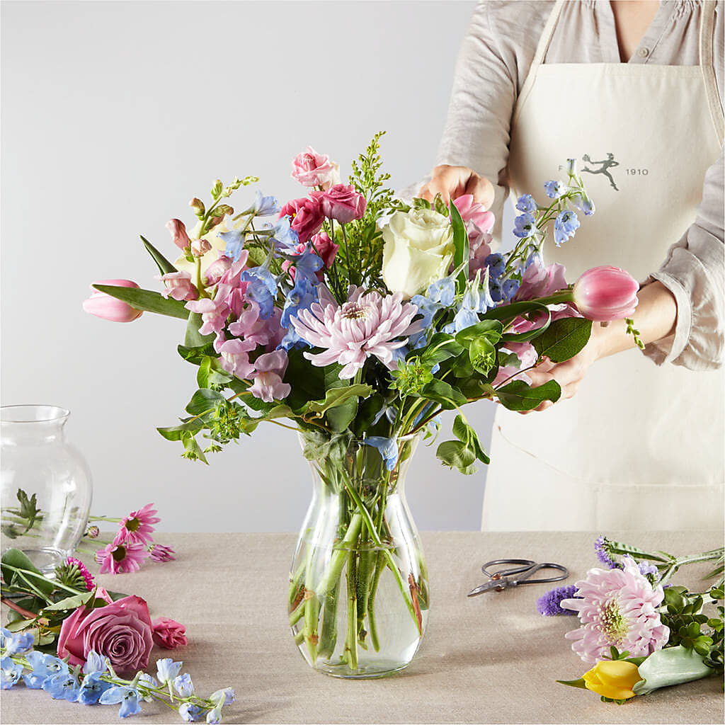 Pastel Tradition - A Florist Original –  Garlington Florist, New Bedford MA