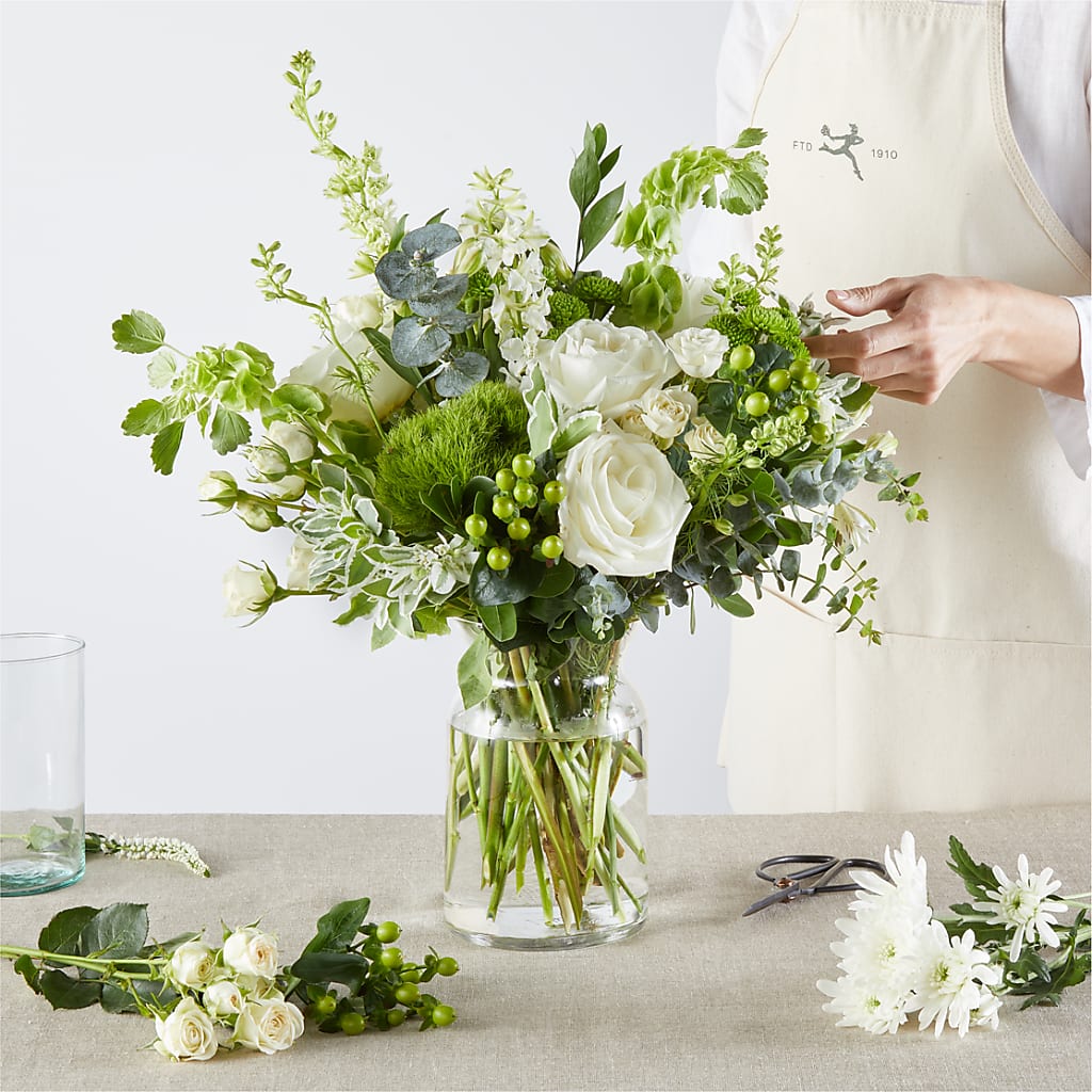 Irish Garden - A Florist Original –  Garlington Florist, New Bedford MA