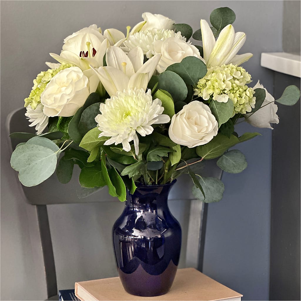 Snowy Dreams Bouquet –  Garlington Florist, New Bedford MA