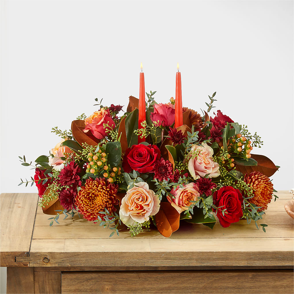 Gather Near Centerpiece –  Garlington Florist, New Bedford MA